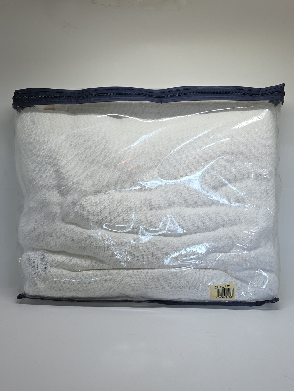 New In Package Ralph Lauren White Cotton Thermal Thin Blanket Twin Size 66 X 90" - Picture 4 of 7